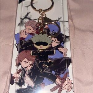 Jujutsu Kaisen
Keychain with Gold Accents